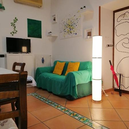La Casa Di Tania A Napoli Apartment Exterior foto