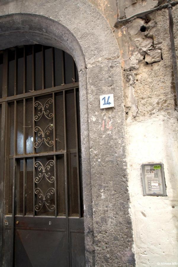 La Casa Di Tania A Napoli Apartment Exterior foto