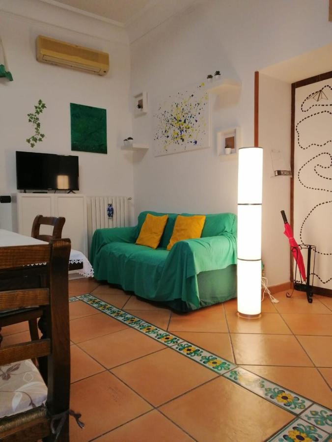 La Casa Di Tania A Napoli Apartment Exterior foto