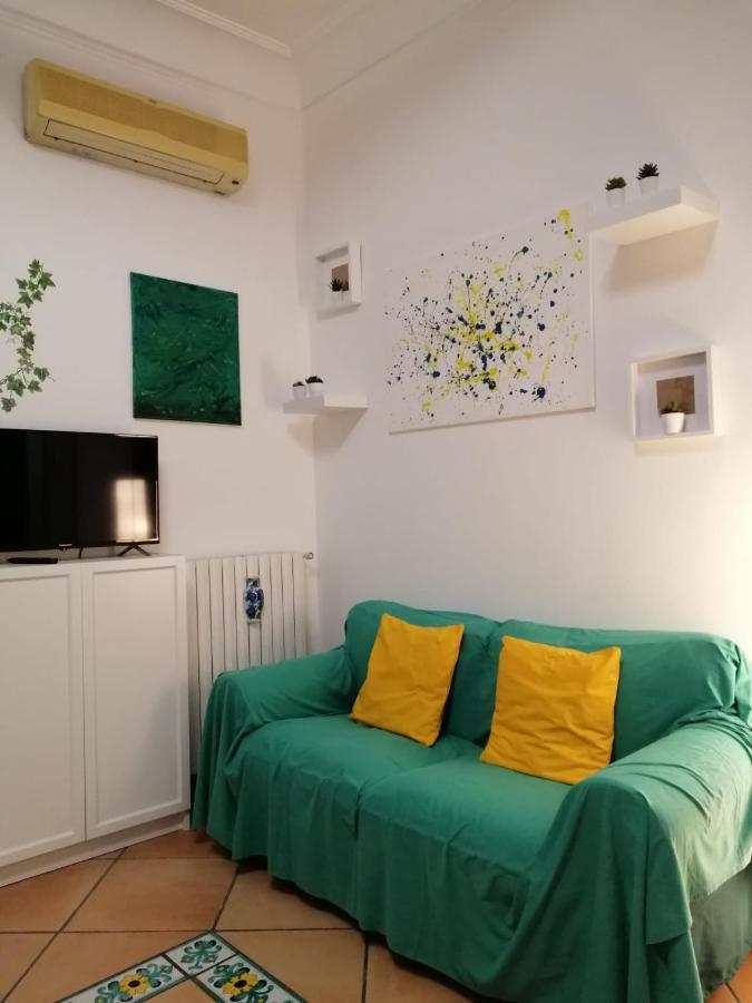 La Casa Di Tania A Napoli Apartment Exterior foto